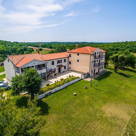 Lovely House Lindi In Poreč Exterior foto
